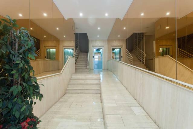 Estudios Munoz Alicante Buitenkant foto